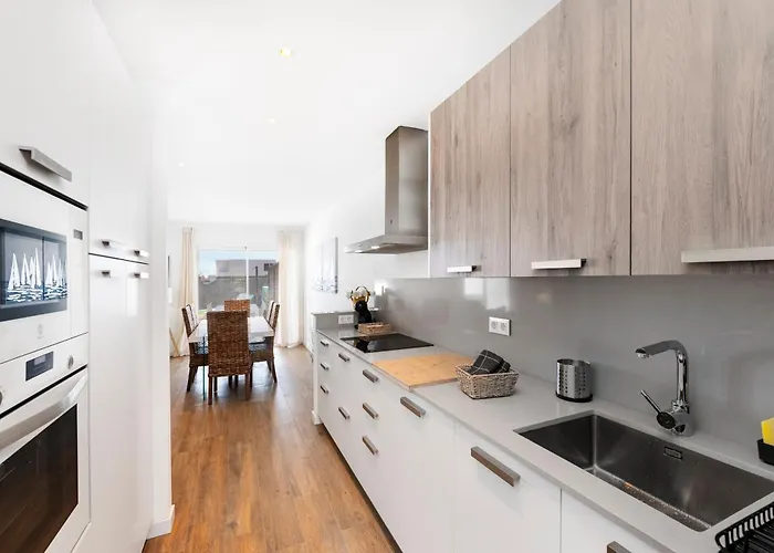 Desi Relaxing With Private Pool 빌라 *