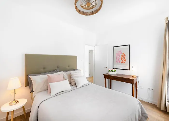 Desi Relaxing With Private Pool Villa